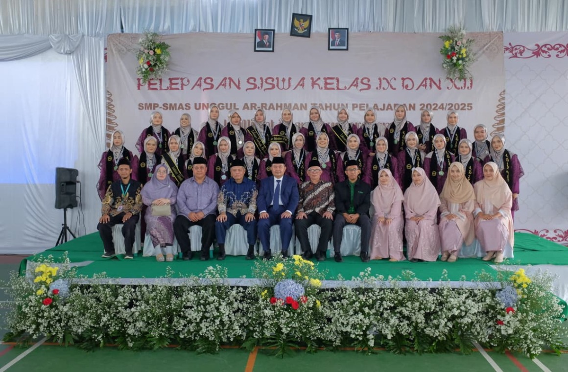 Lulusan Ar Rahman Putri